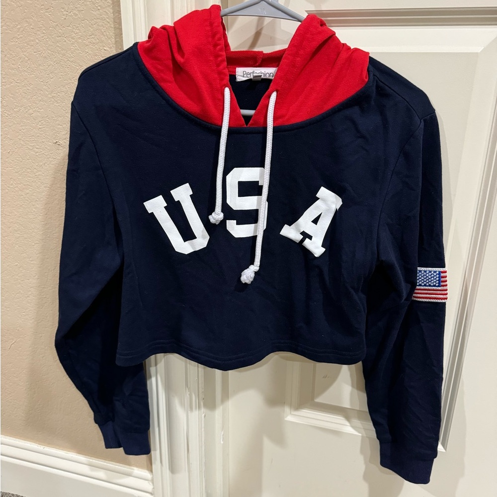 U.S.A. crop hoodie - women size small - excellent condition!